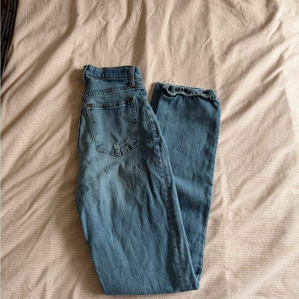 Abercrombie and Fitch 90s Straight Ultra High Rise